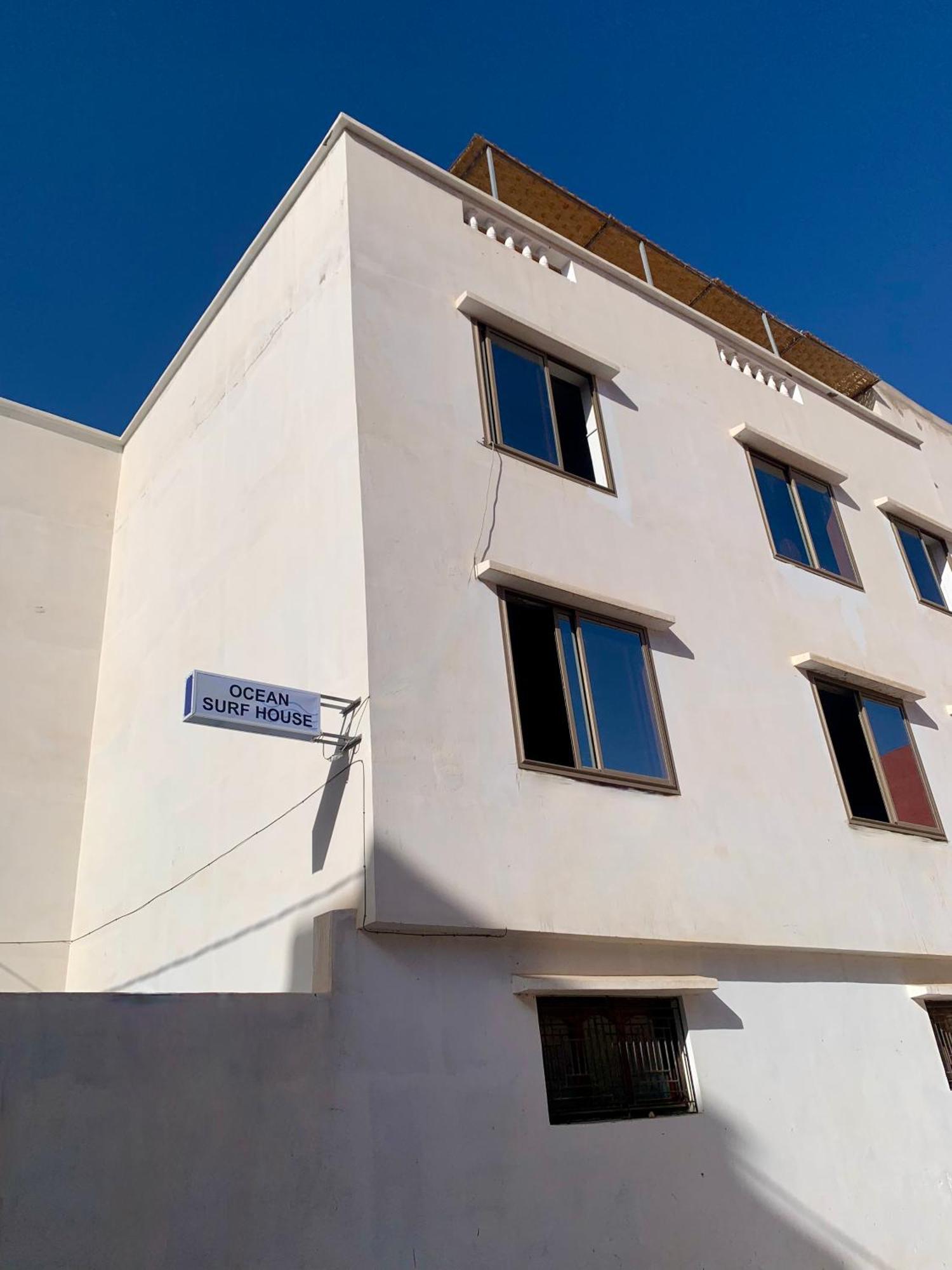 Ocean Surf House Hostel Tamraght Exterior photo